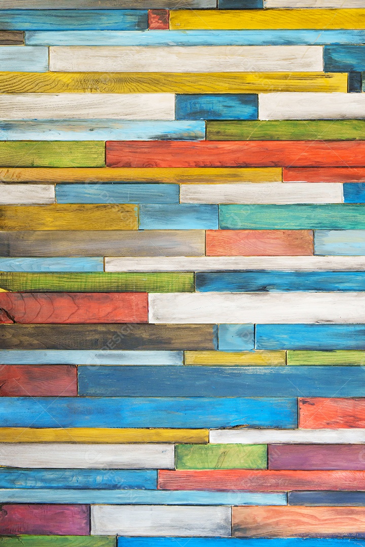 Fundo de mesa de madeira colorida vazio. Mock up para o seu produto