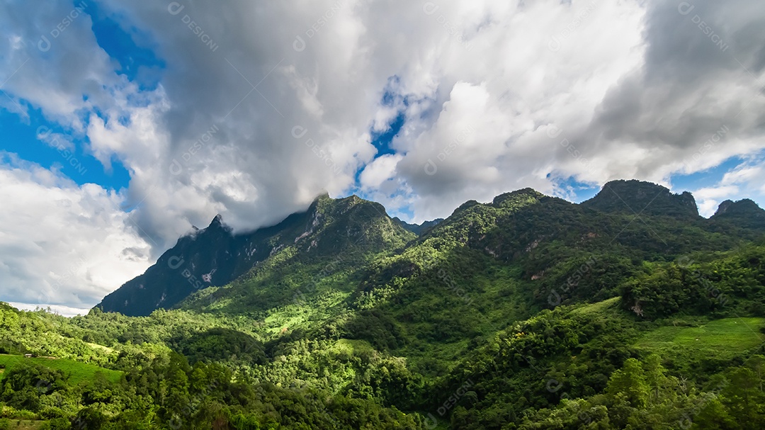 Paisagem da montanha Tailândia