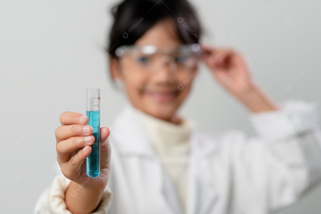 Educação, ciência, química e conceito de crianças.