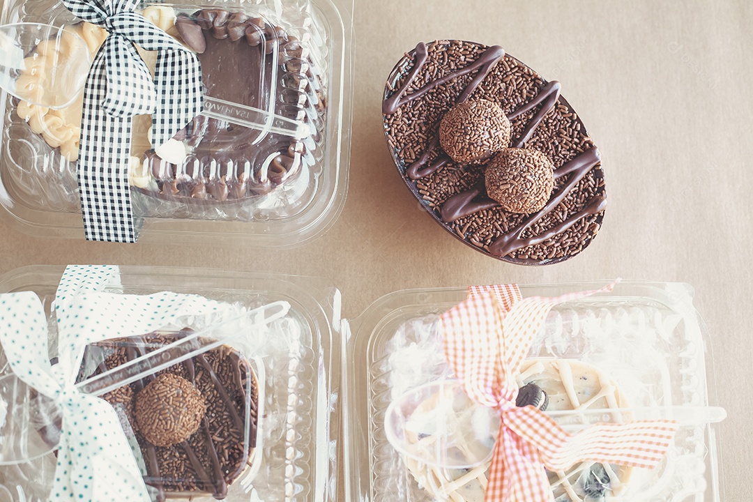 Ovos de colher Feliz Páscoa