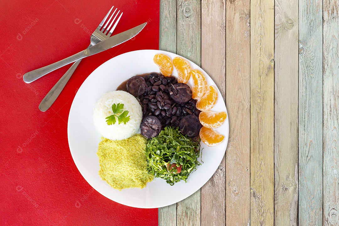 Prato de comida típico do brasil Feijoada