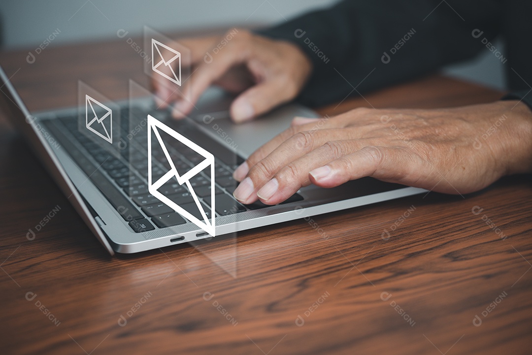 Conceito de rede de internet de trabalho on-line de e-mail marketing. enviar e-mail