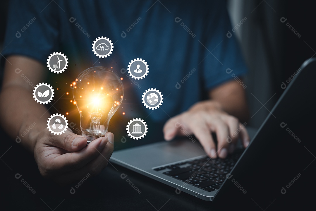 Reduzindo as emissões de energia renovável de dióxido de carbono  segurando o conceito de inovação de lâmpada.