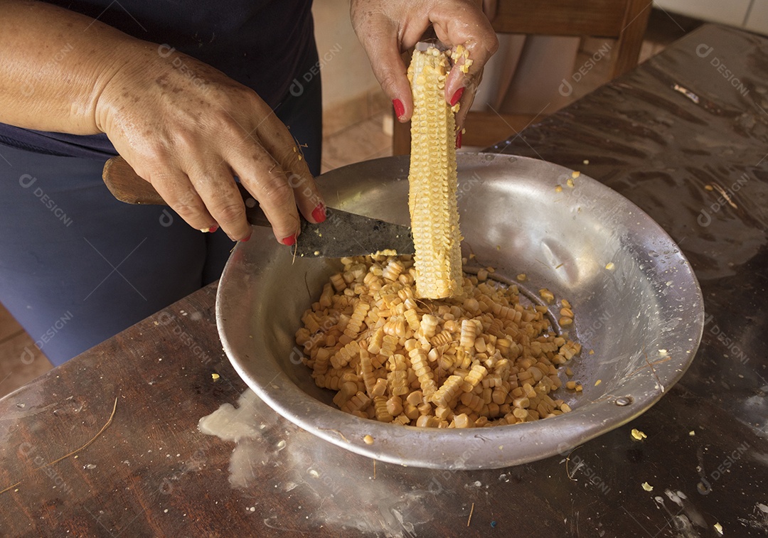 Casa brasileira feita de doce de milho chamado Pamonha. Festa Junina Festa Cultura Brasileira Conceito Imagem.