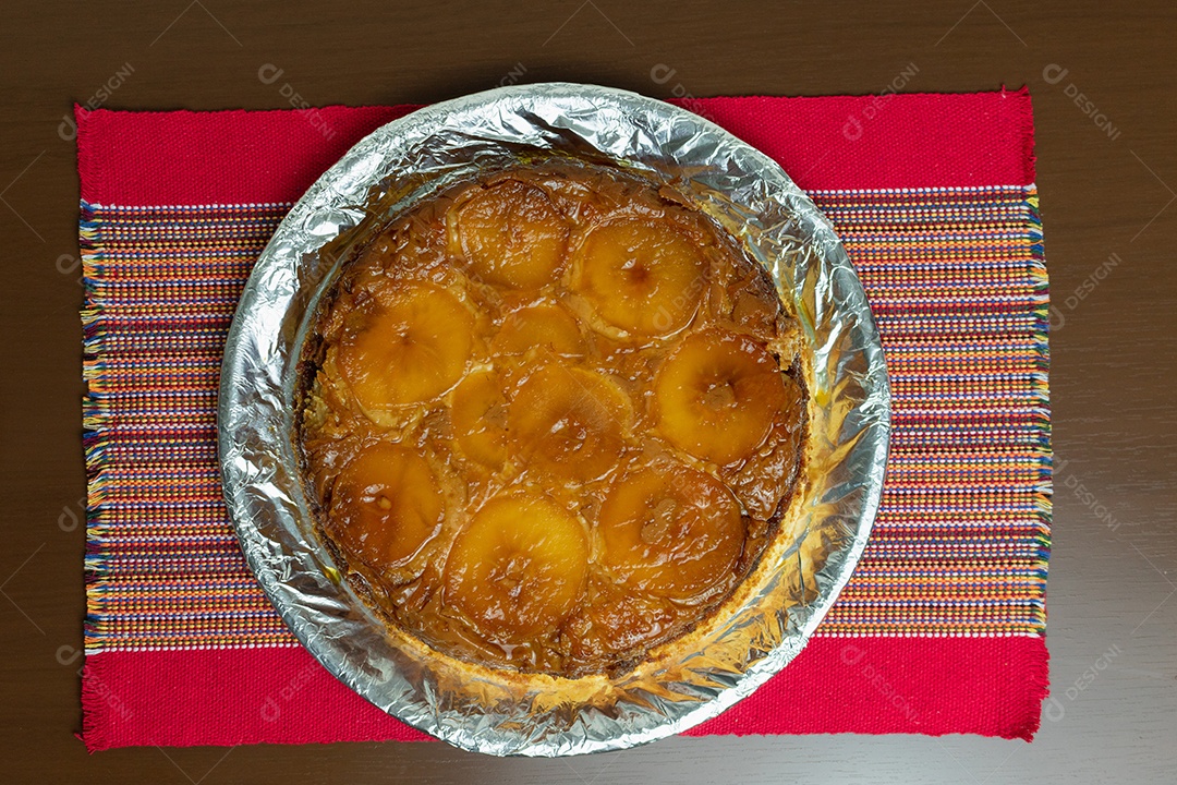 Torta de maçã brasileira, doce muito famoso no Brasil