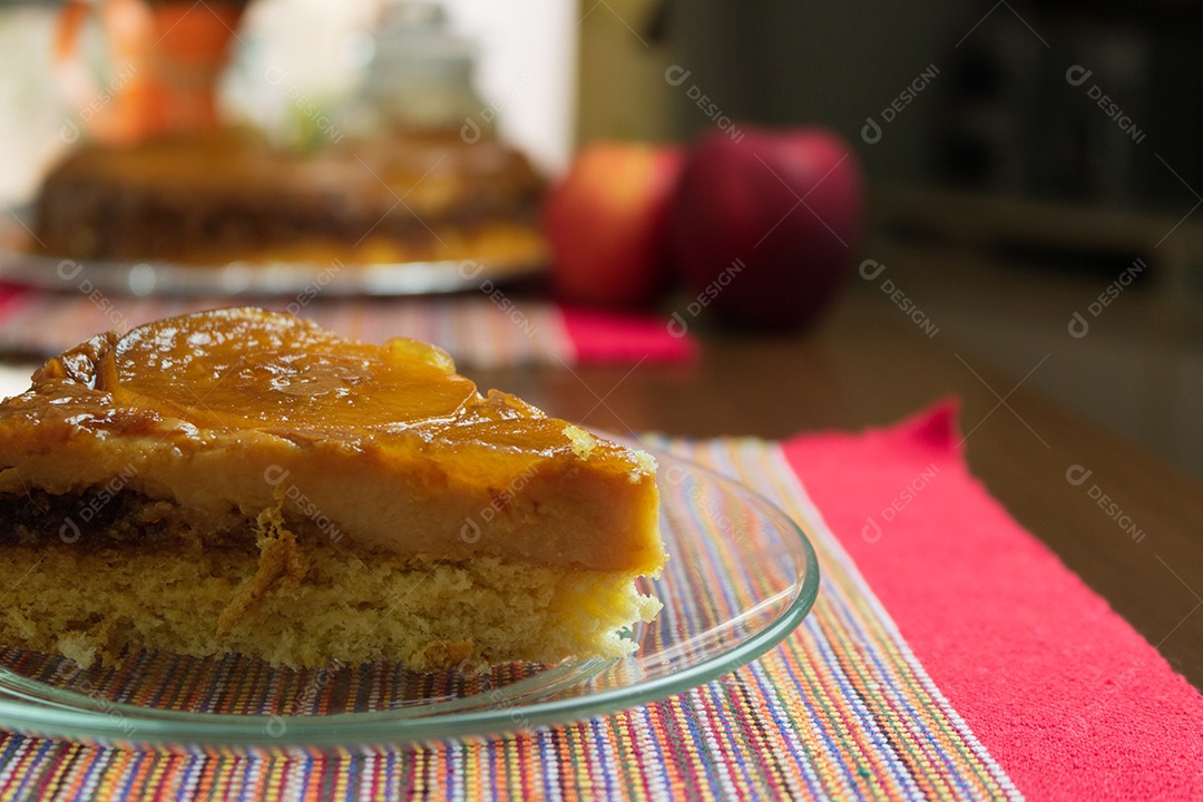 Torta de maçã brasileira, doce muito famoso no Brasil