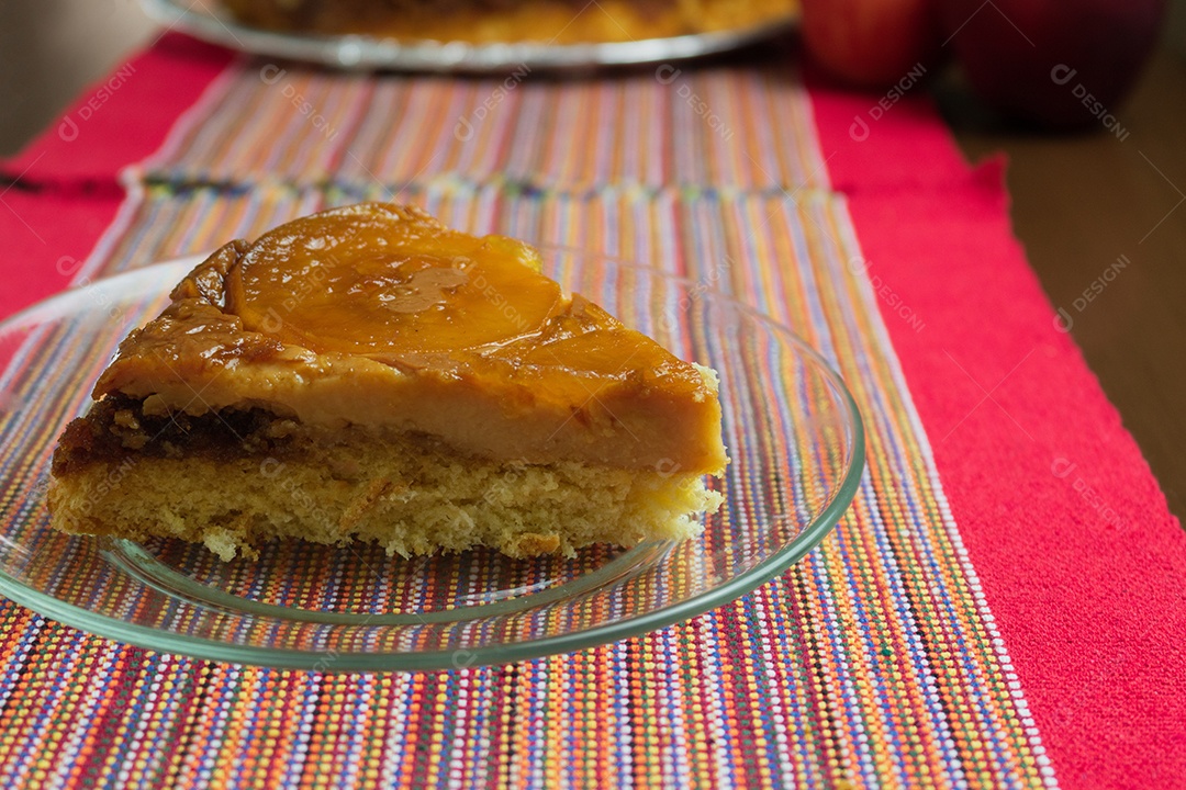 Torta de maçã brasileira, doce muito famoso no Brasil