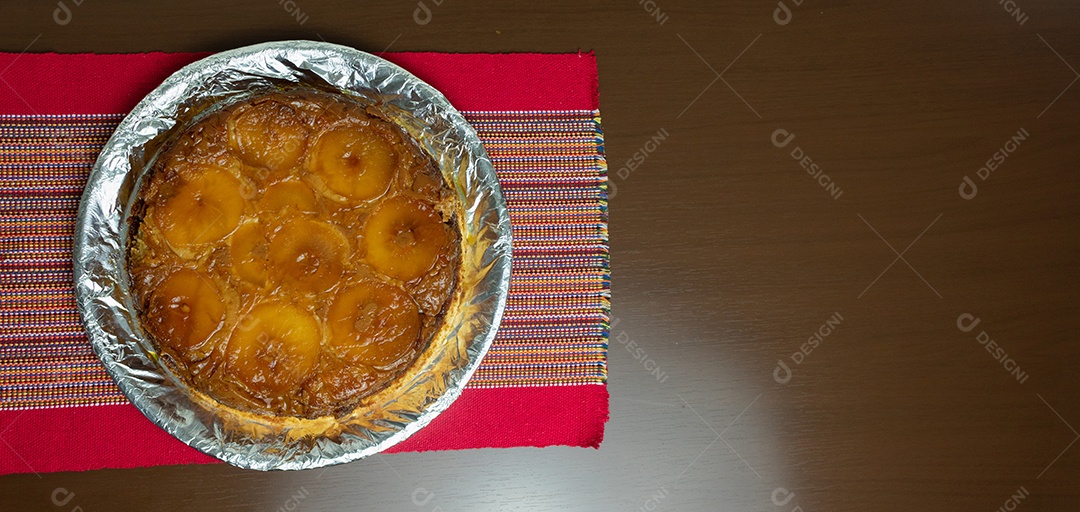 Torta de maçã brasileira, doce muito famoso no Brasil