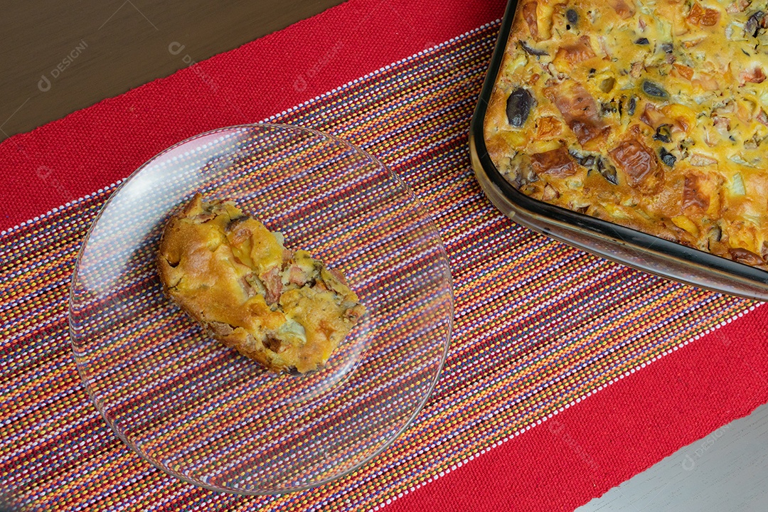 Torta Com Queijo e Azeitona Preta, famosa Torta de Natal no Brasil