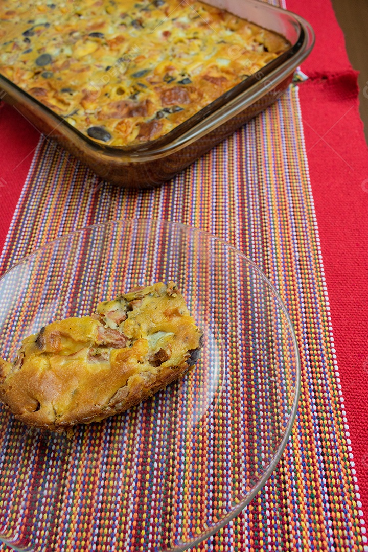 Torta Com Queijo e Azeitona Preta, famosa Torta de Natal no Brasil