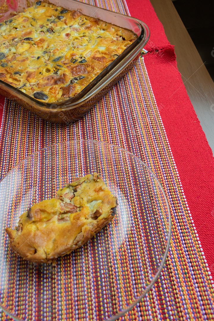 Torta Com Queijo e Azeitona Preta, famosa Torta de Natal no Brasil