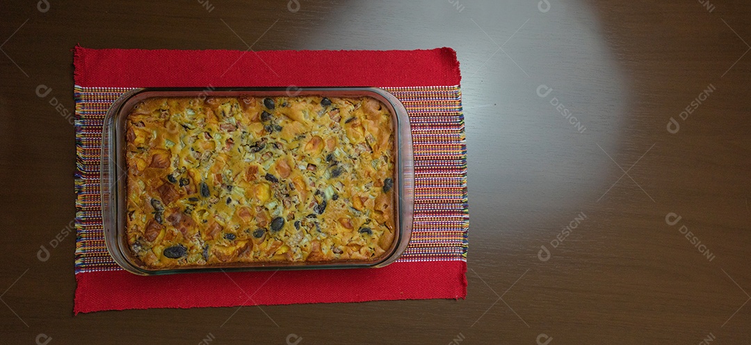 Torta Com Queijo e Azeitona Preta, famosa Torta de Natal no Brasil
