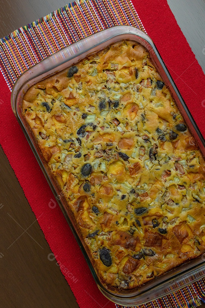 Torta Com Queijo e Azeitona Preta, famosa Torta de Natal no Brasil