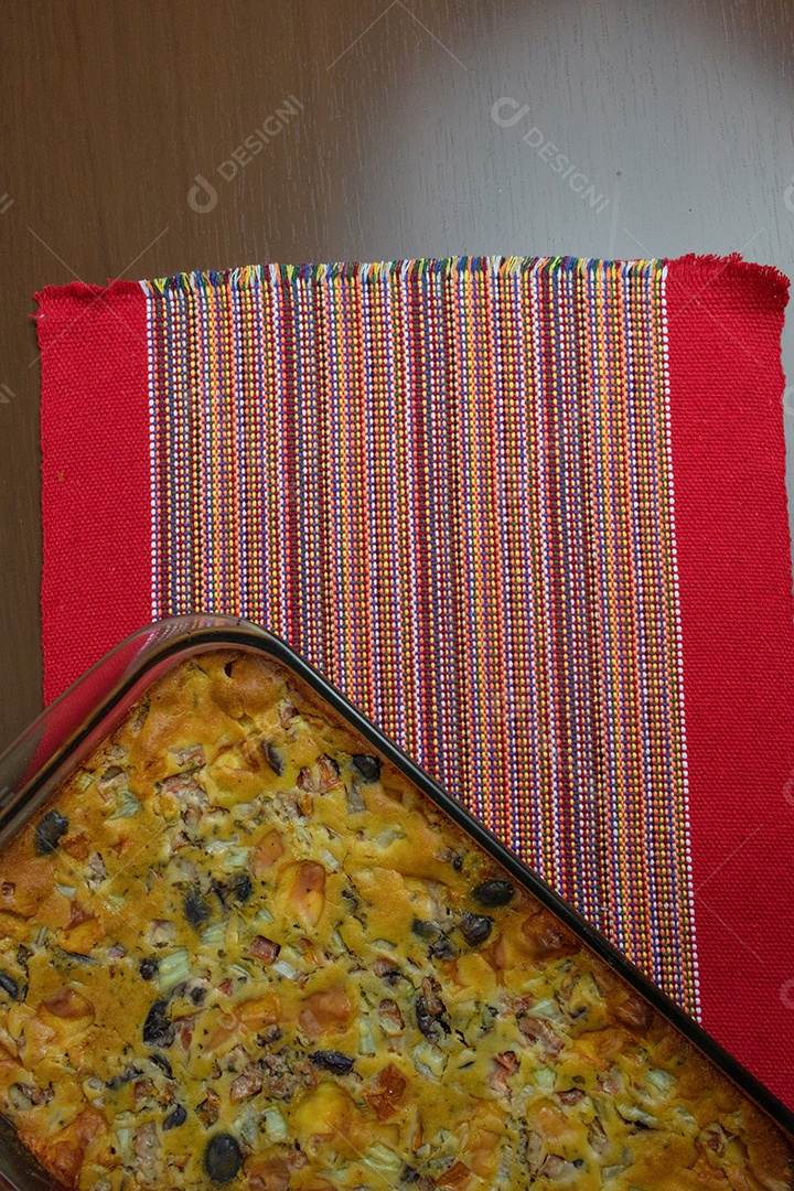 Torta Com Queijo e Azeitona Preta, famosa Torta de Natal no Brasil