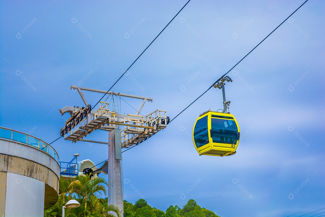 Teleférico novo na região do interpraias em balneário Camboriú