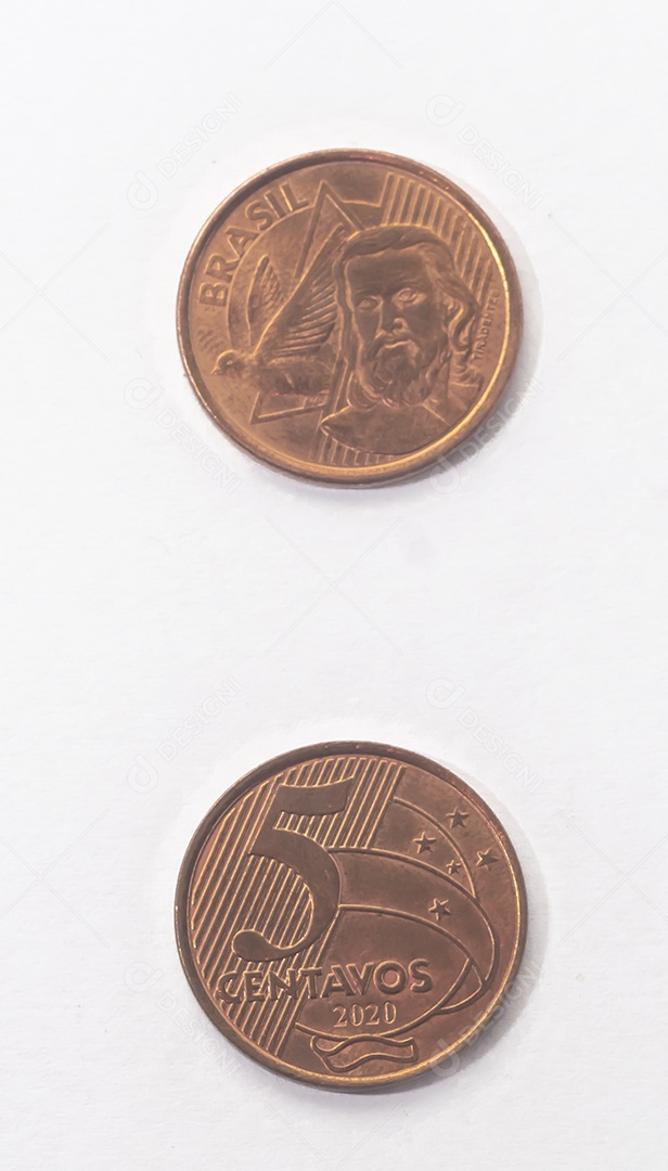 Moedas brasileiras, frente e verso com fundo branco