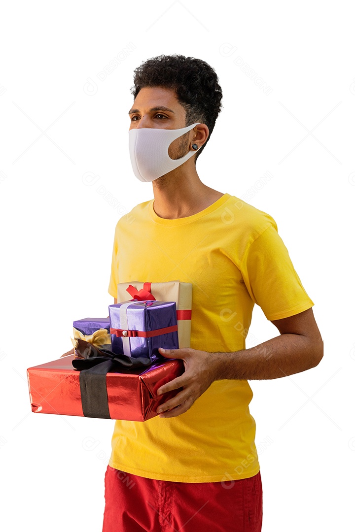 Homem mascarado pandêmico segurando um presente isolado