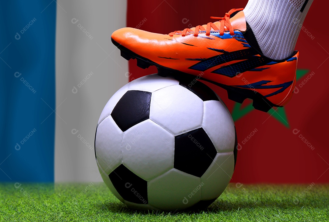 Competição da Taça de Futebol entre a França nacional e a nacional Marrocos.