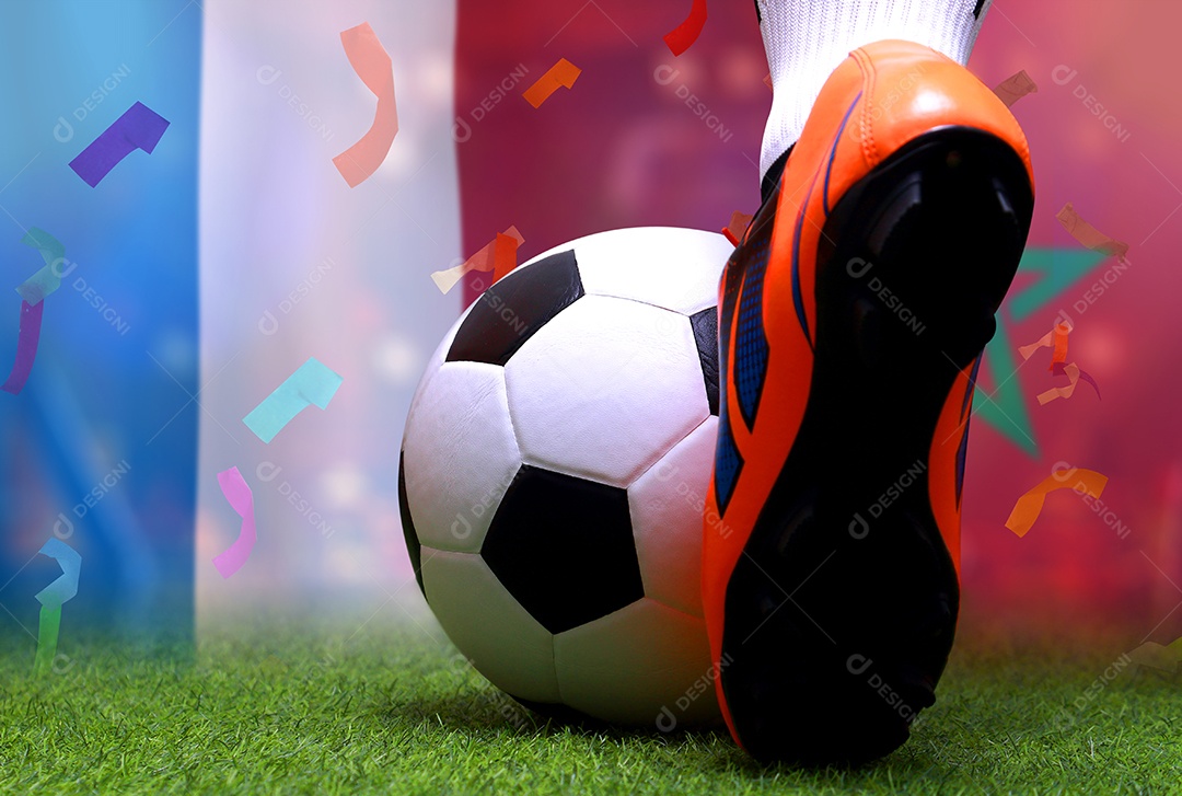 Competição da Taça de Futebol entre a França nacional e a nacional Marrocos.