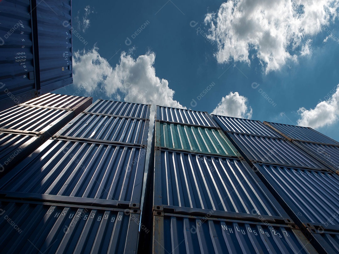 Muitos contêiner de uma empresa