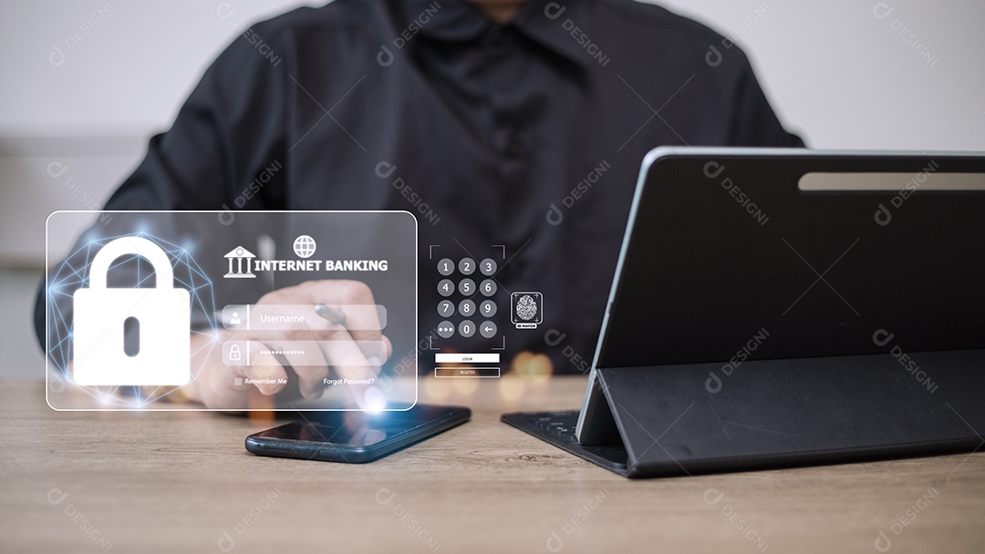 Pessoas usam internet banking em smartphones.
