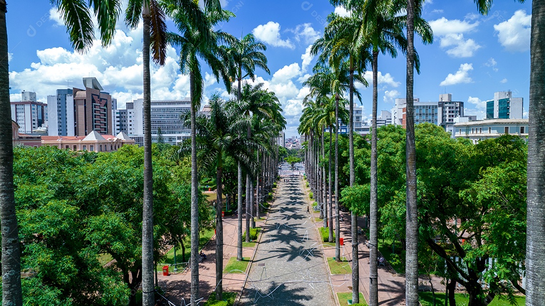 Vista aérea da Praça da Liberdade em Belo Horizonte, Minas Gerais, Brasil.
