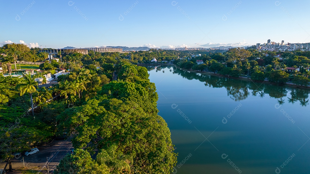Vista aérea da Lagoa da Pampulha em Minas Gerais, Belo Horizonte