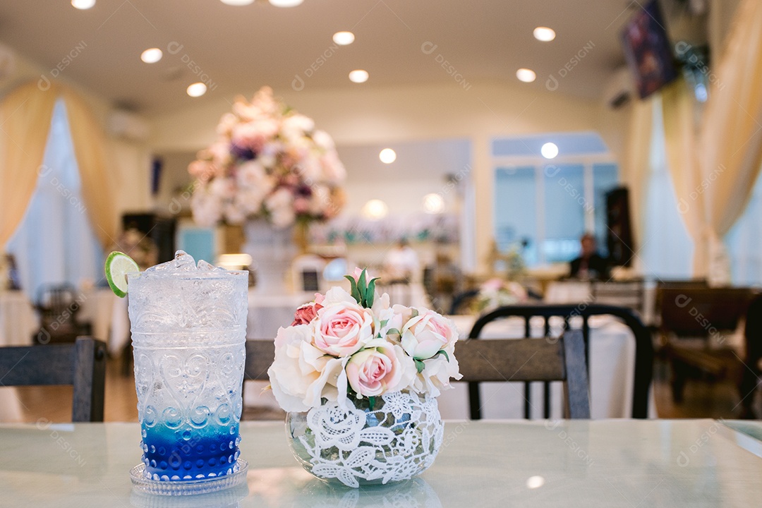 Enfeite de mesa vaso de flor