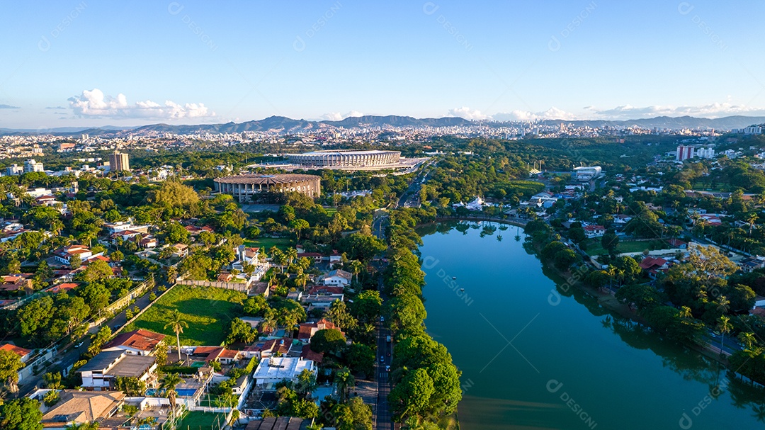 Vista aérea da Lagoa da Pampulha em Minas Gerais, Belo Horizonte