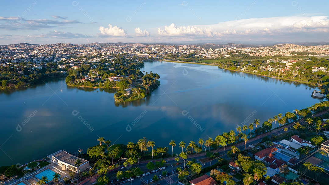 Vista aérea da Lagoa da Pampulha em Minas Gerais, Belo Horizonte