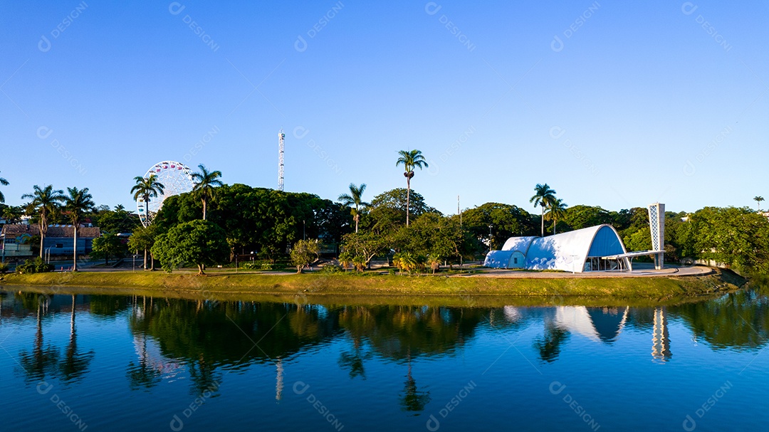 Vista aérea da Lagoa da Pampulha em Minas Gerais, Belo Horizonte