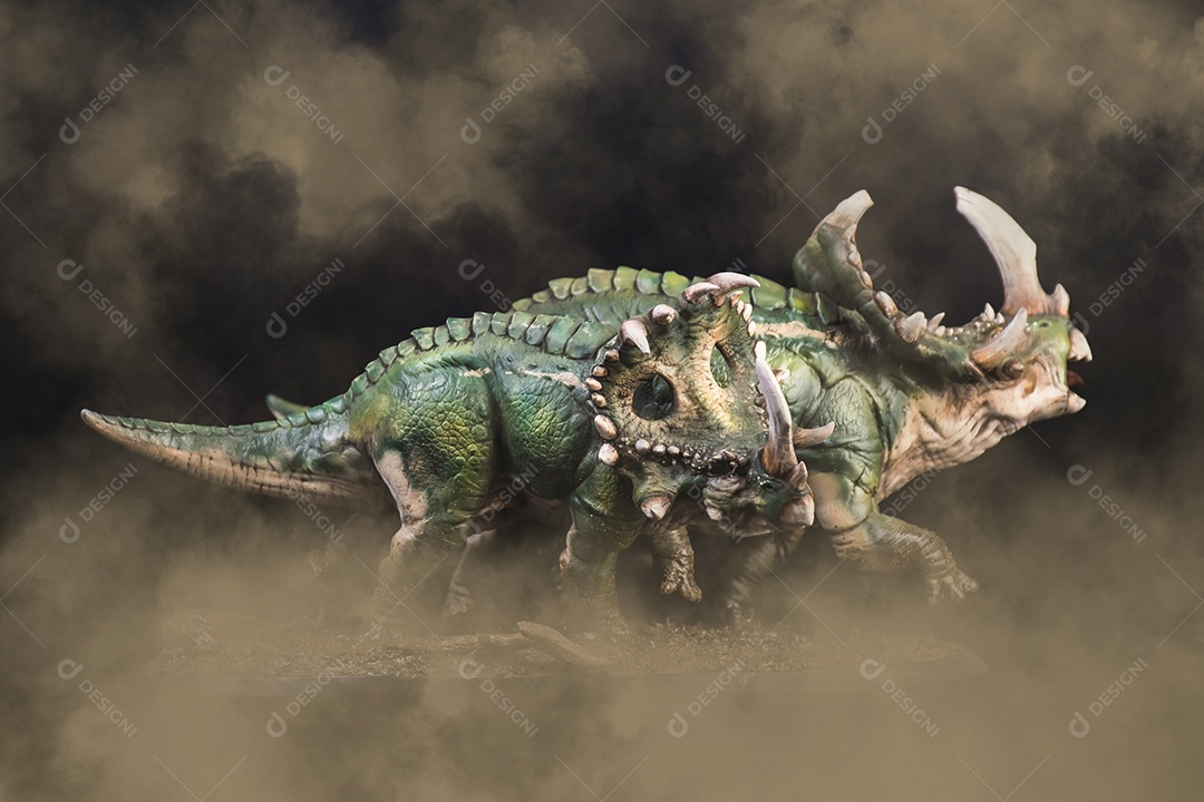 Protoceratops, dinossauro em fundo de fumaça