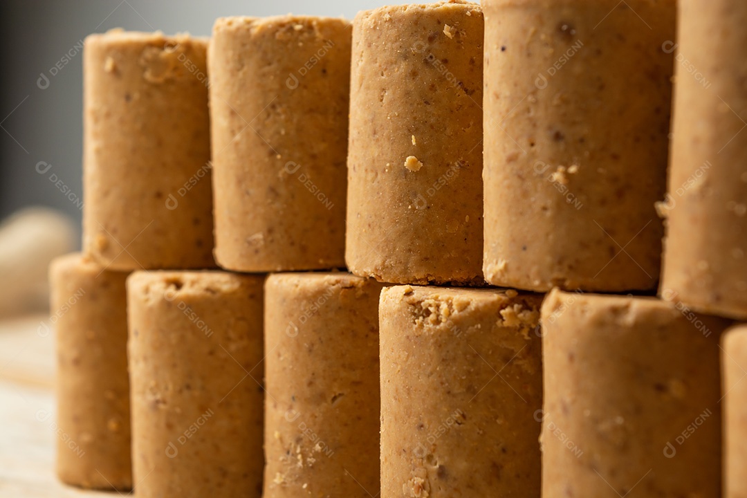 Paçoca ou paçoquinha, comida tradicional brasileira, um doce feito de amendoim