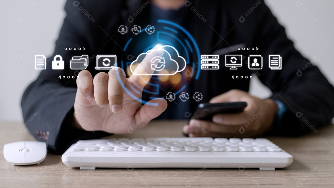 Conceito de tecnologia de nuvem. Armazenamento de dados de computação.