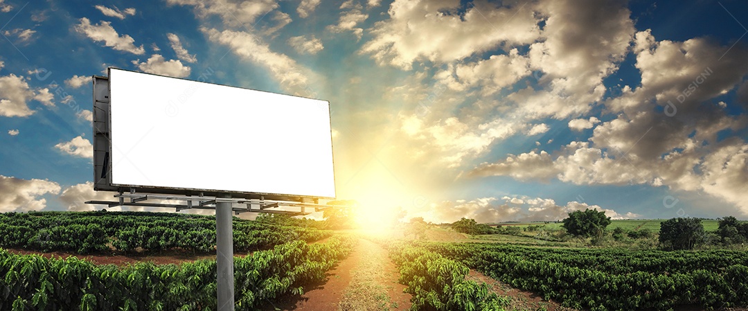 quadro de anúncios com tela branca