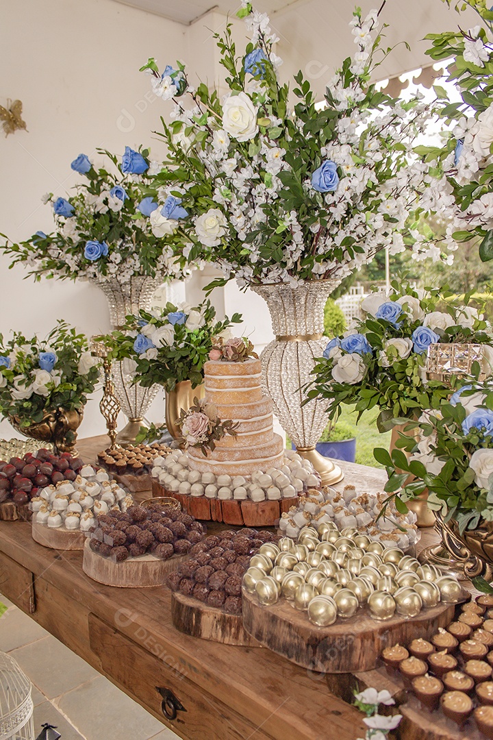 Linda mesa de casamento flores branca Buque