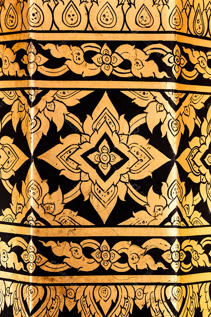 A pintura tailandesa no pilar do templo tailandês