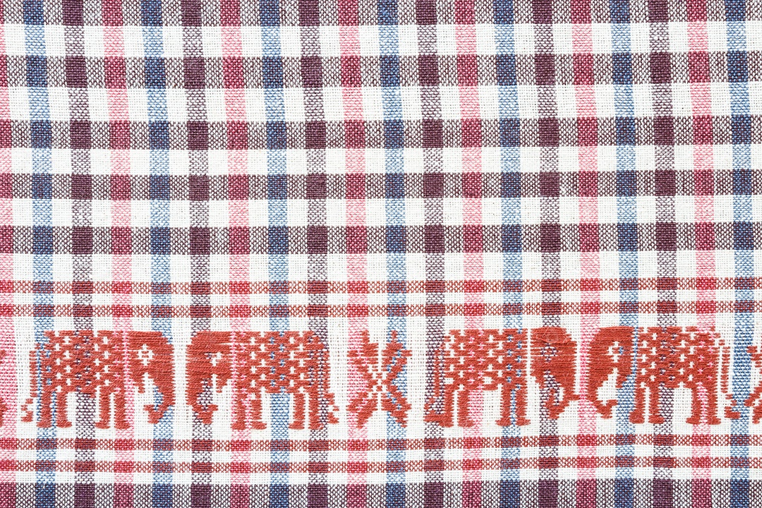 Textura de sarongue nativo com padrão de elefante