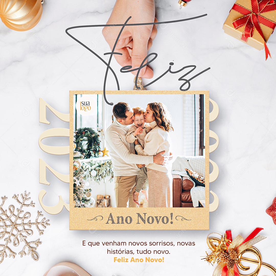 Feliz Ano Novo E Que Venham Novos Sorrisos Novas Histórias Tudo Novo Social Media PSD Editável