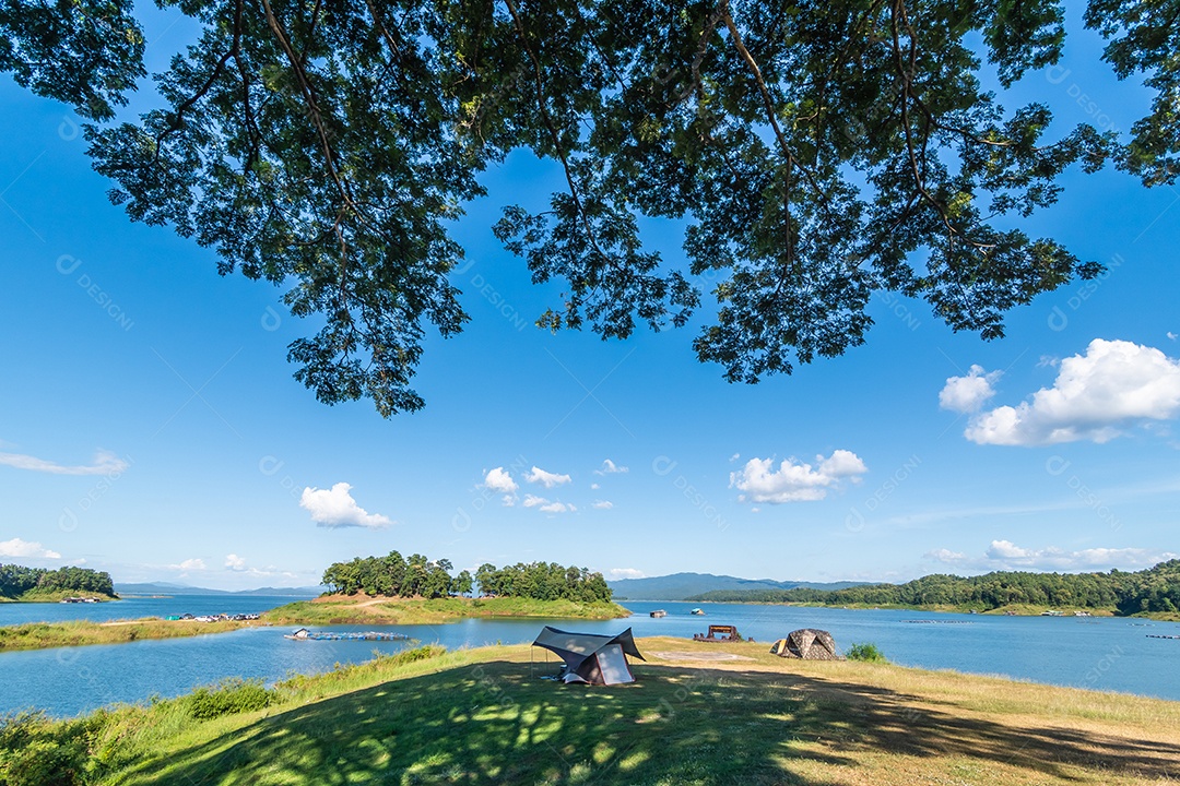 Linda paisagem ilha beira mar