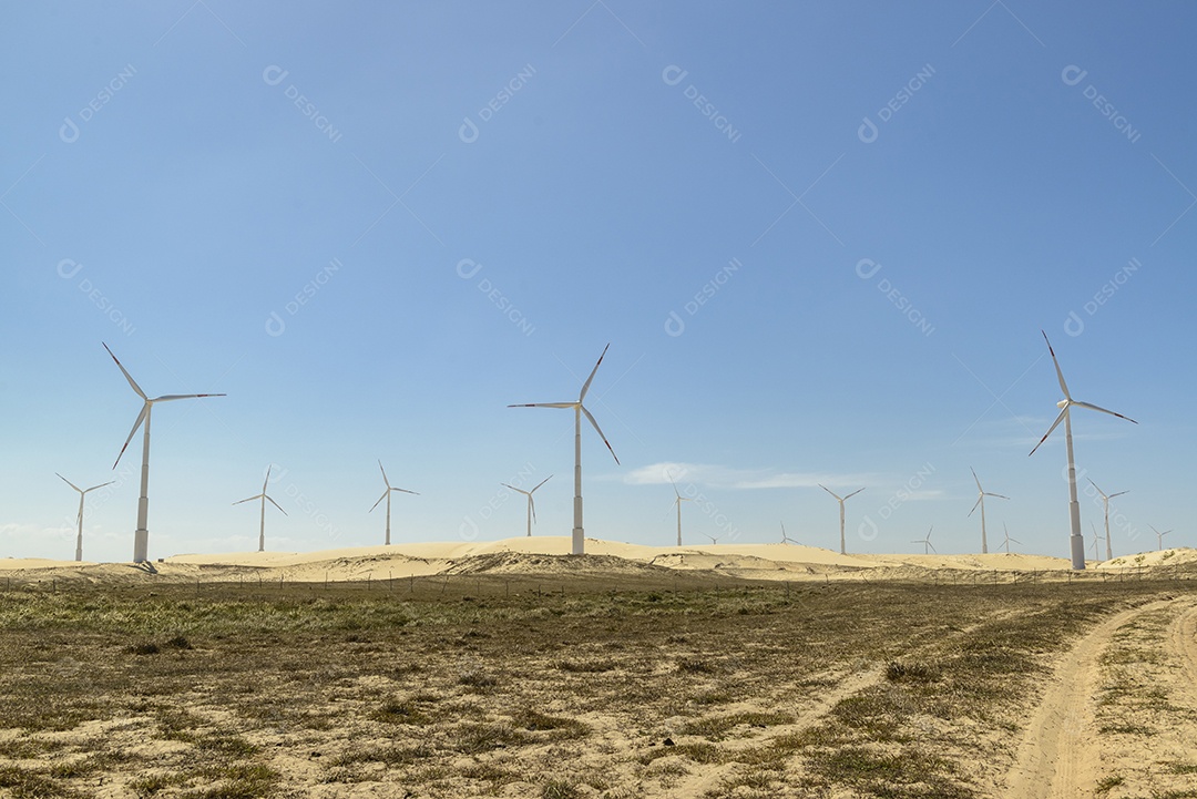 Parque eólico nas dunas do estado do Ceará