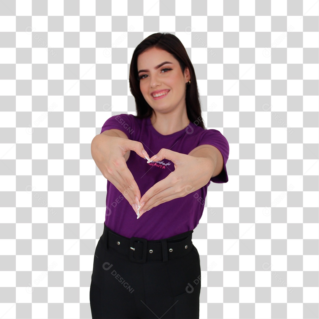 Jovem Mulher fazendo coração com as mãos blusa roxa PNG Transparente