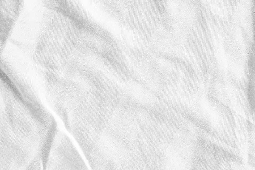 Papel branco limpo, fundo enrugado, abstrato. branco amassado