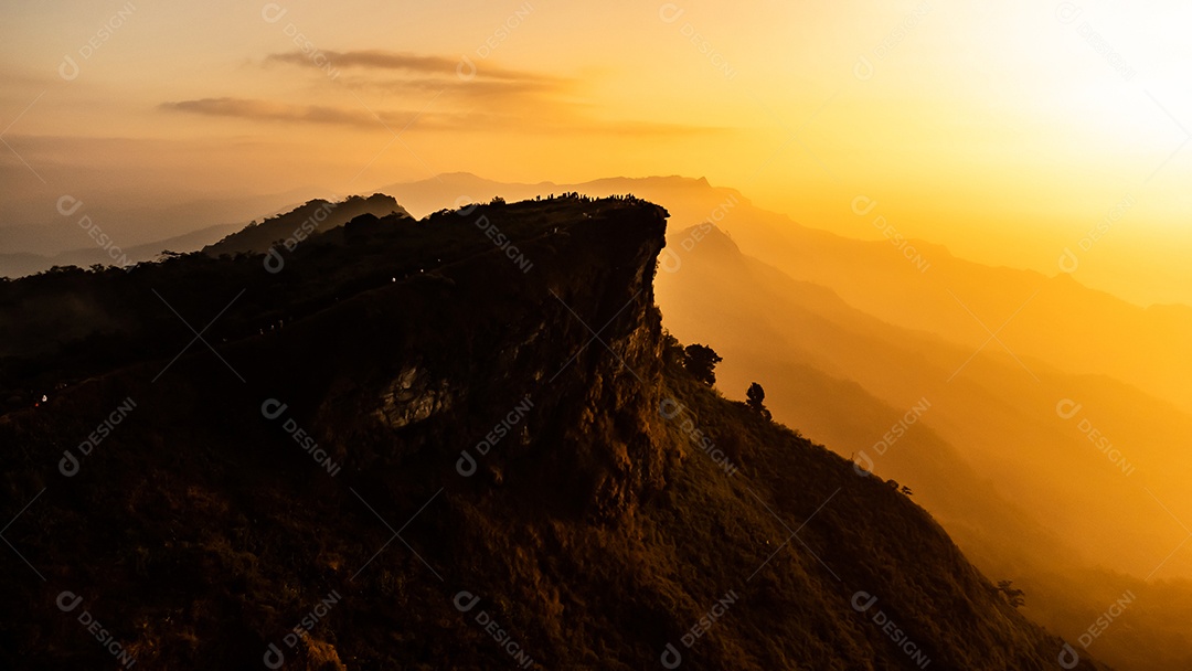 Vista da montanha Phu Chee Fah em Chiang Rai, Tailândia