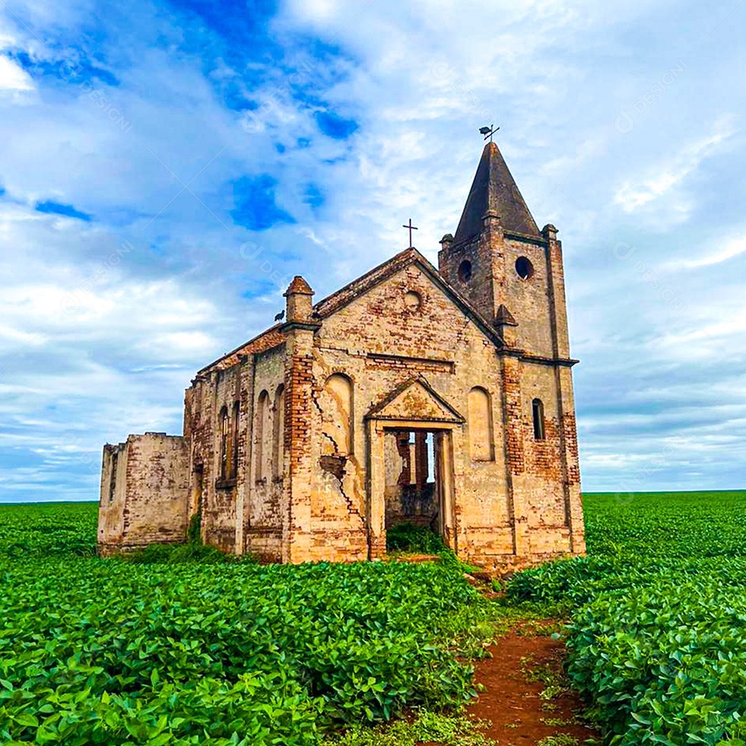 Igreja em ruinas