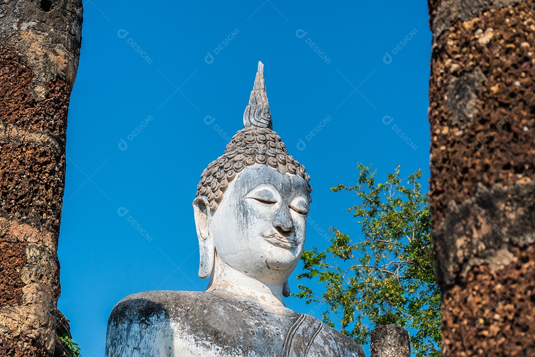 Wat Temple belo templo no parque histórico Tailândia