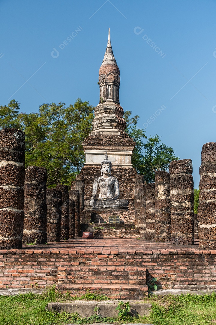 Wat Temple belo templo no parque histórico Tailândia