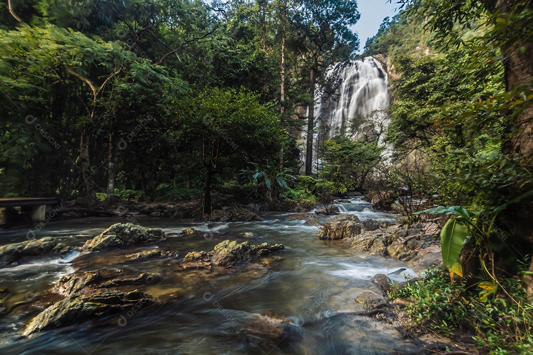 Cachoeira Khlong Lan, belas cachoeiras em klong Lan nacional