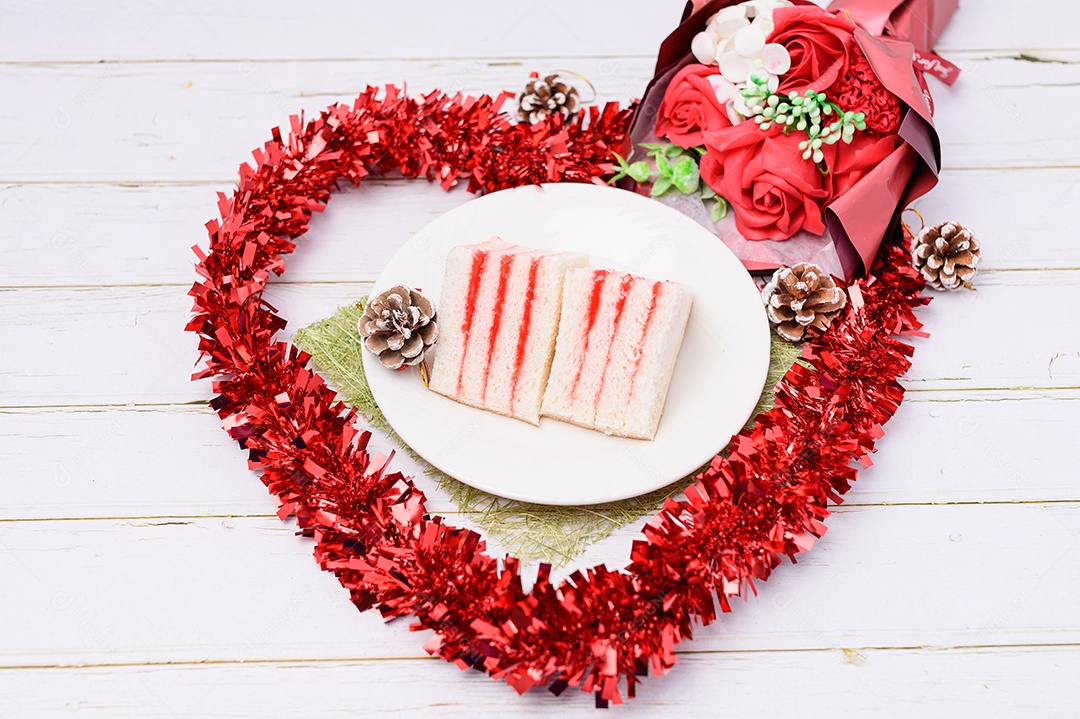 Sanduíche com geleia de morango