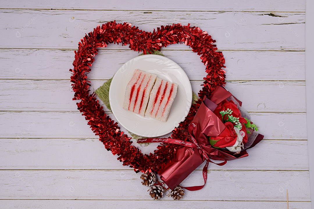 Sanduíche com geleia de morango